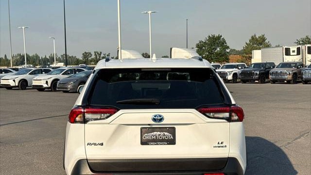2024 Toyota RAV4 Hybrid LE