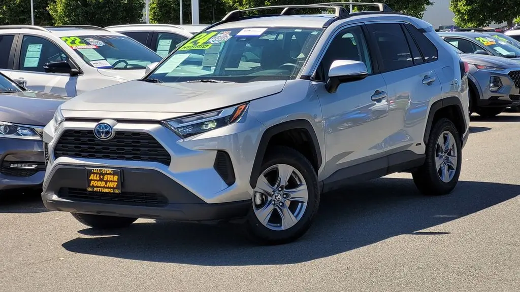 2024 Toyota RAV4 Hybrid LE