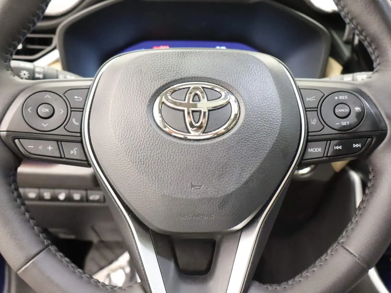 2025 Toyota RAV4 - $40,304