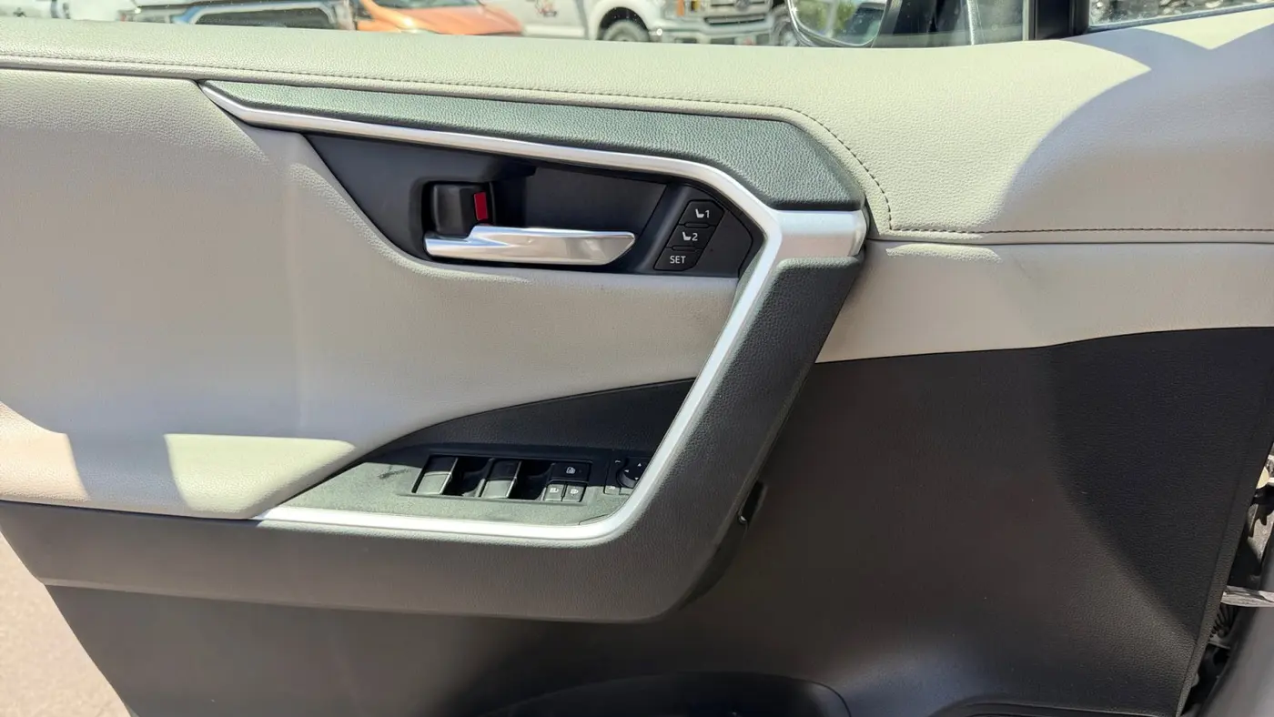 2020 Toyota RAV4 Limited