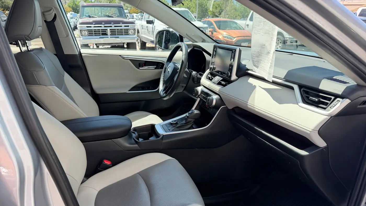 2020 Toyota RAV4 Limited