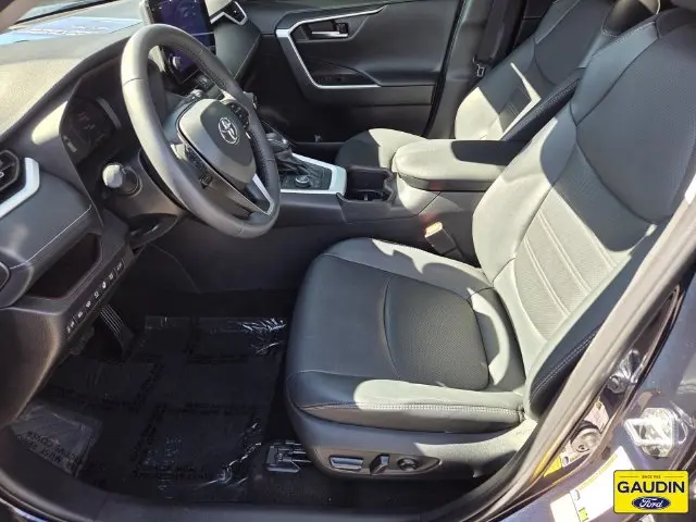 2025 Toyota RAV4 - $40,900