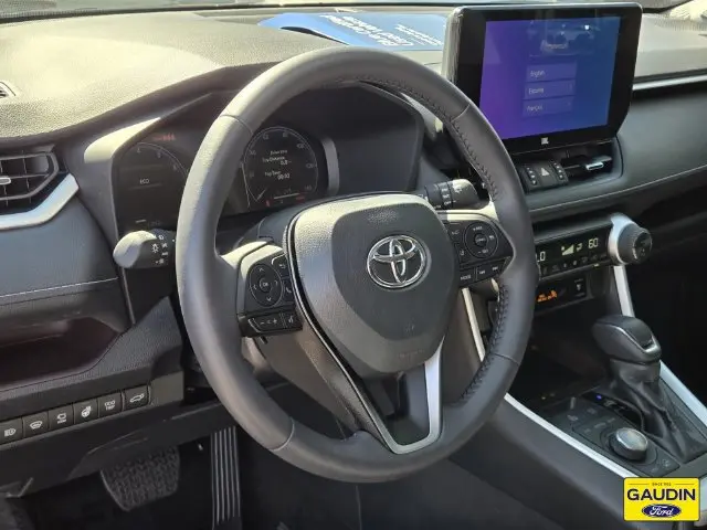 2025 Toyota RAV4 - $40,900
