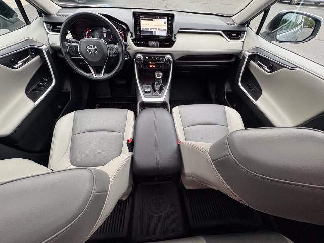 2019 Toyota RAV4 - $27,999