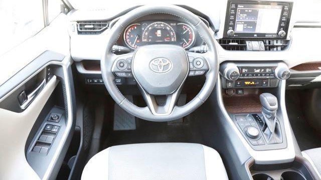 2019 Toyota RAV4 Limited