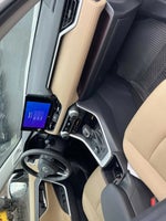 2025 RAV4 Thumbnail 15