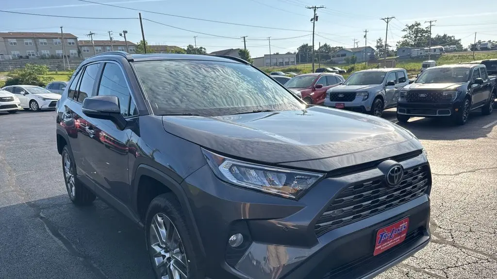 2019 Toyota RAV4 Limited