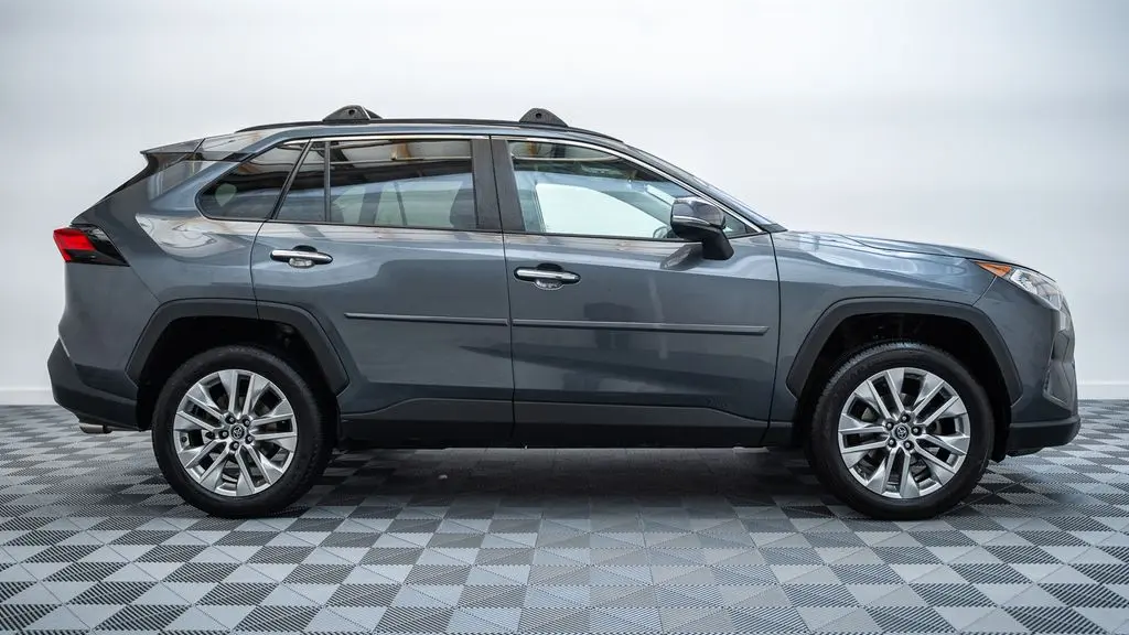 2019 Toyota RAV4 Limited