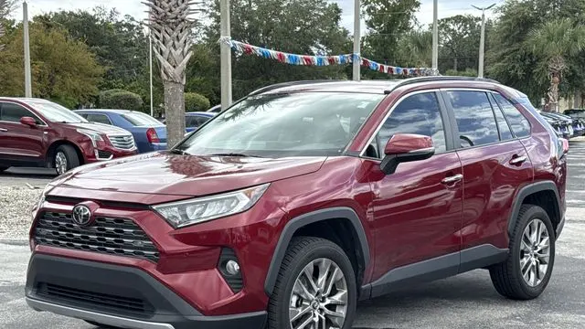 2020 Toyota RAV4 Limited