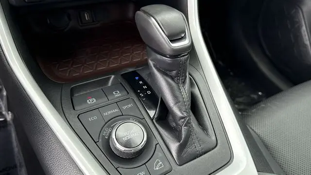 2020 Toyota RAV4 Limited