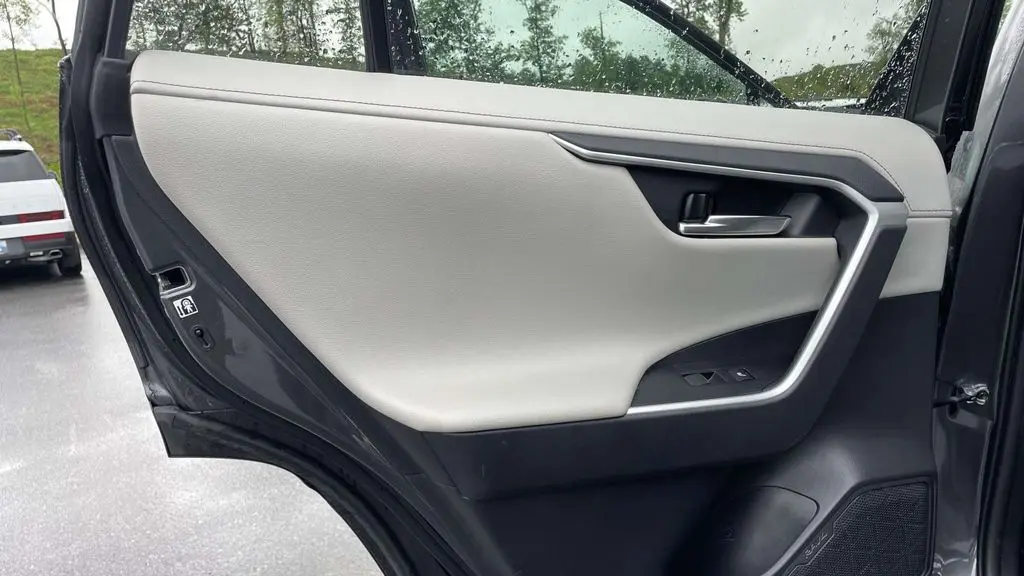 2020 Toyota RAV4 Limited