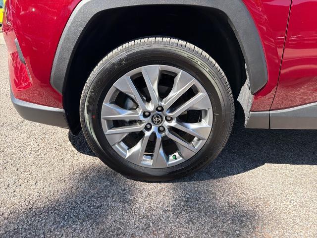 2025 Toyota RAV4 - $40,400
