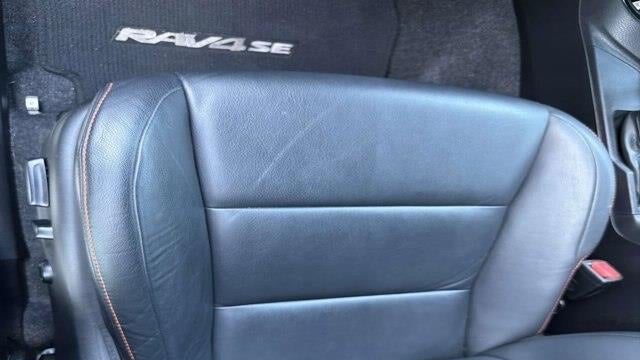 2016 Toyota RAV4 SE