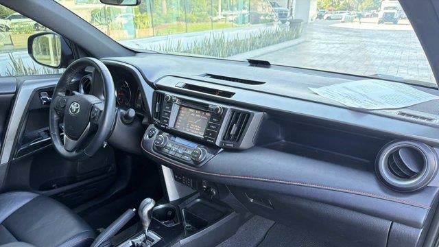 2016 Toyota RAV4 SE