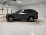 2019 RAV4 Thumbnail 3