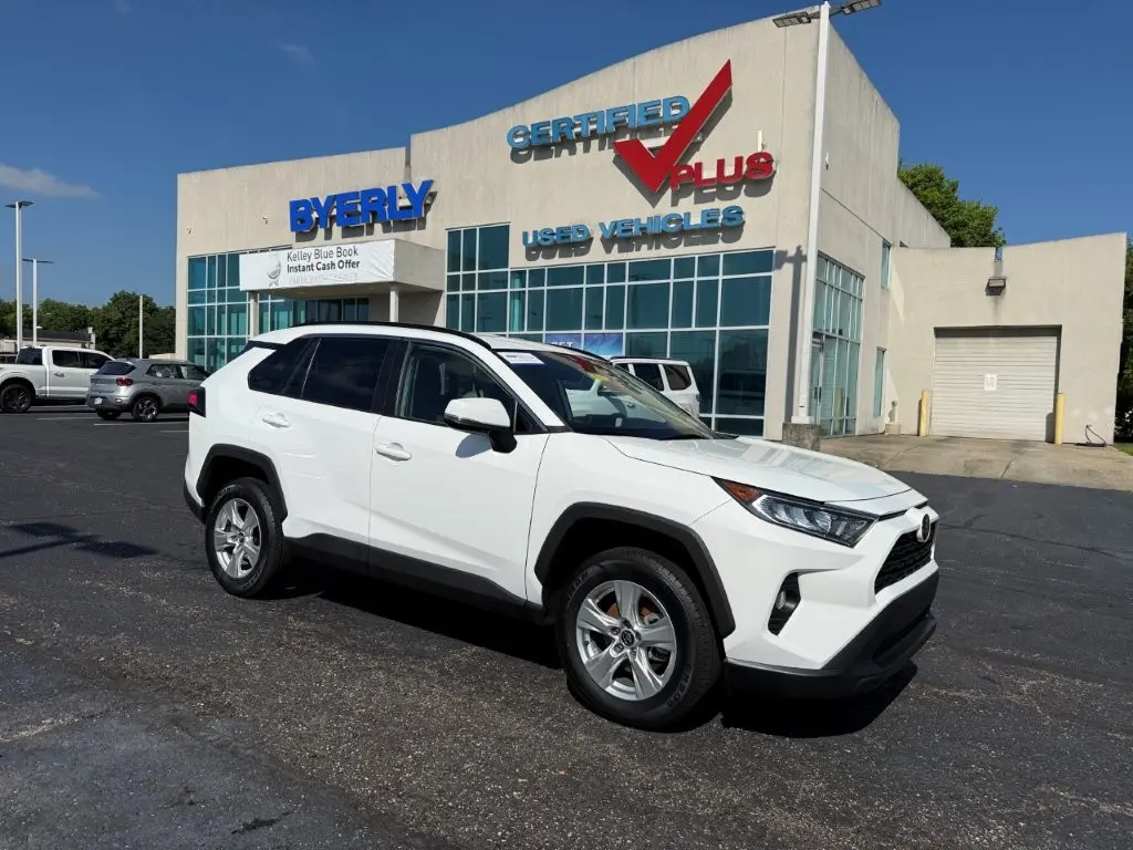 2020 Toyota RAV4 - $27,496