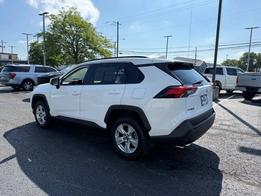 2020 Toyota RAV4 - $27,496