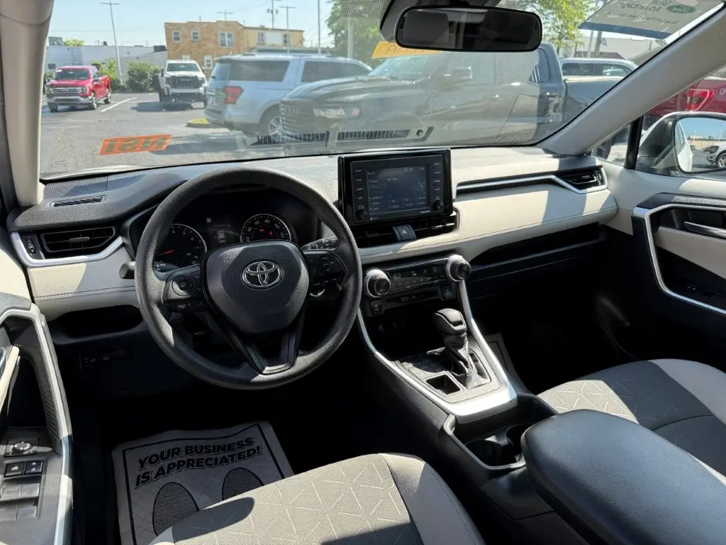 2020 Toyota RAV4 - $27,496
