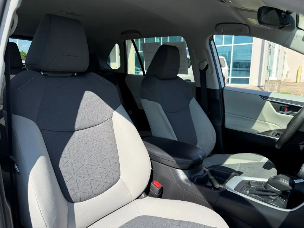 2020 Toyota RAV4 - $27,496