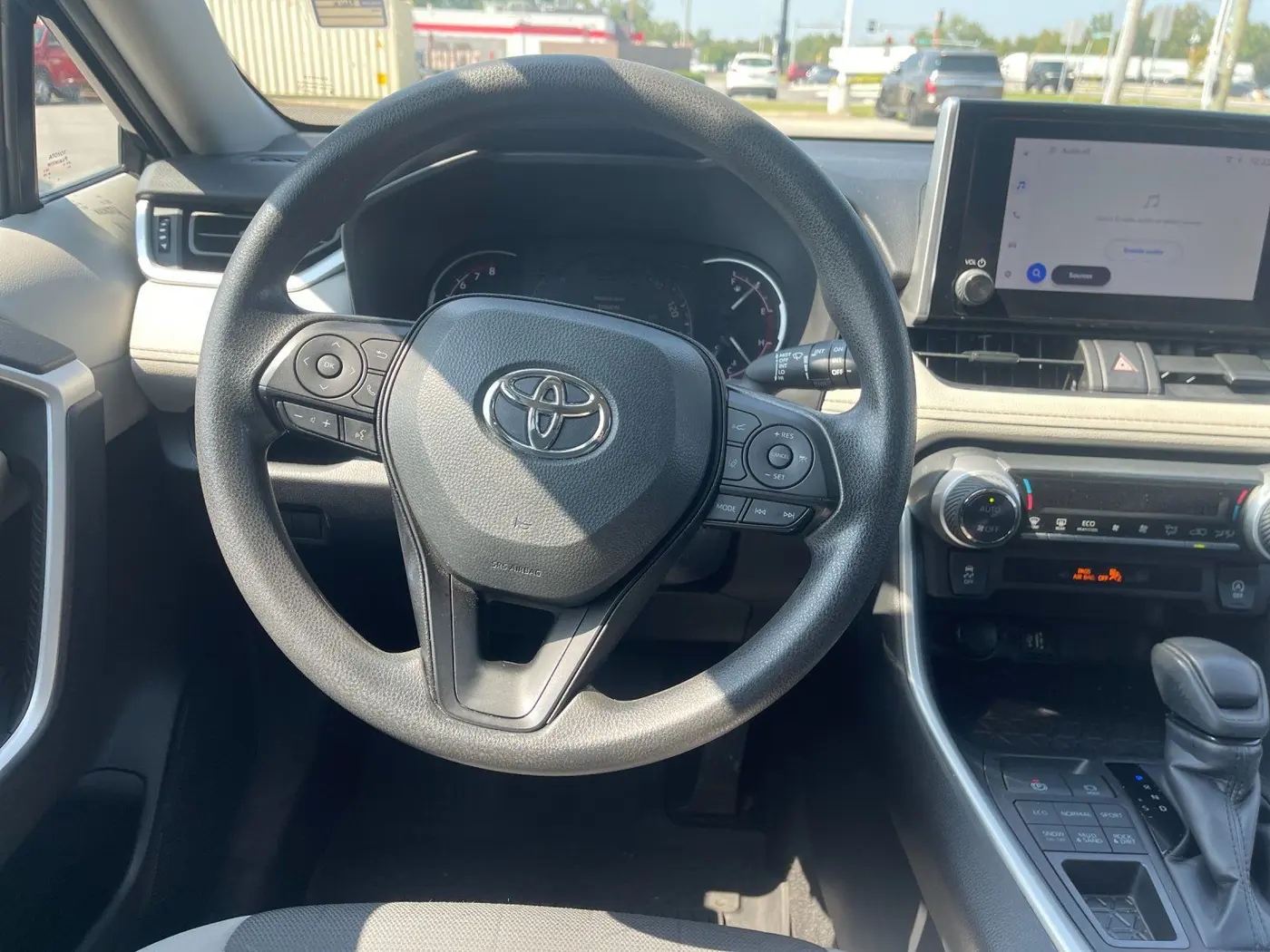 2025 Toyota RAV4 - $34,028