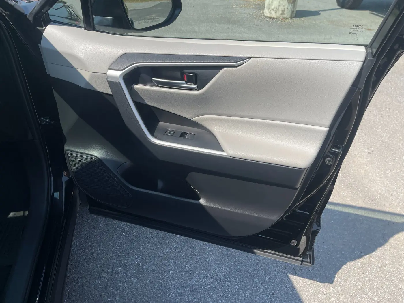 2025 Toyota RAV4 - $34,028