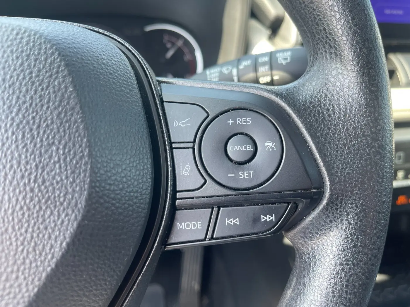 2025 Toyota RAV4 - $34,028