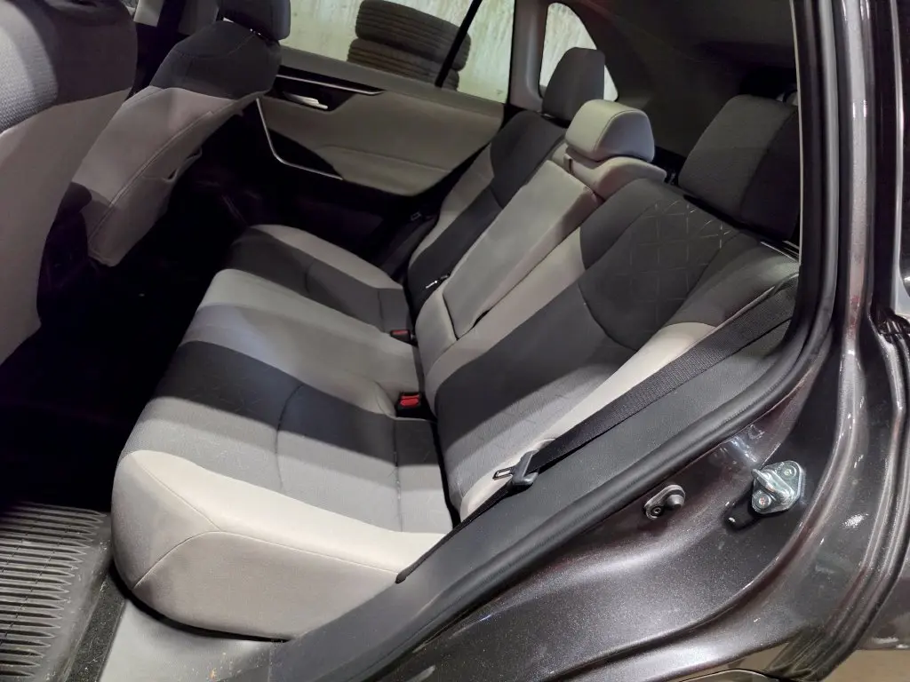 2025 Toyota RAV4 - $34,561