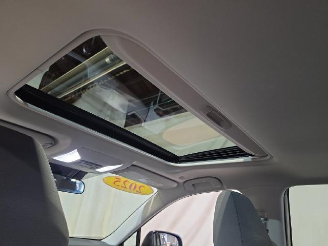 2025 Toyota RAV4 - $34,561