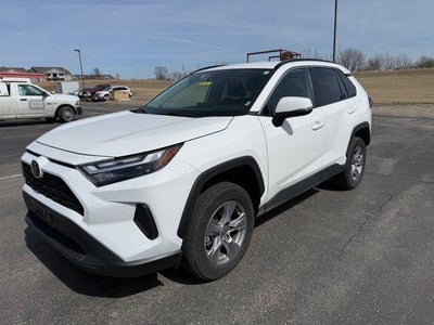 2025 Toyota RAV4 AWD XLE 4DR SUV