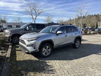 2025 Toyota RAV4 AWD XLE 4DR SUV