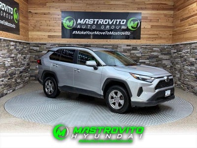 2022 Toyota RAV4 AWD XLE 4DR SUV