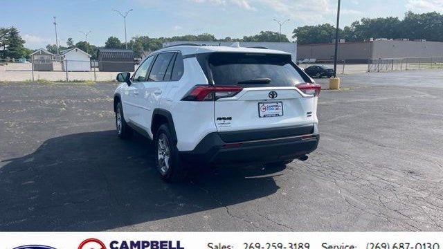 2025 Toyota RAV4 XLE