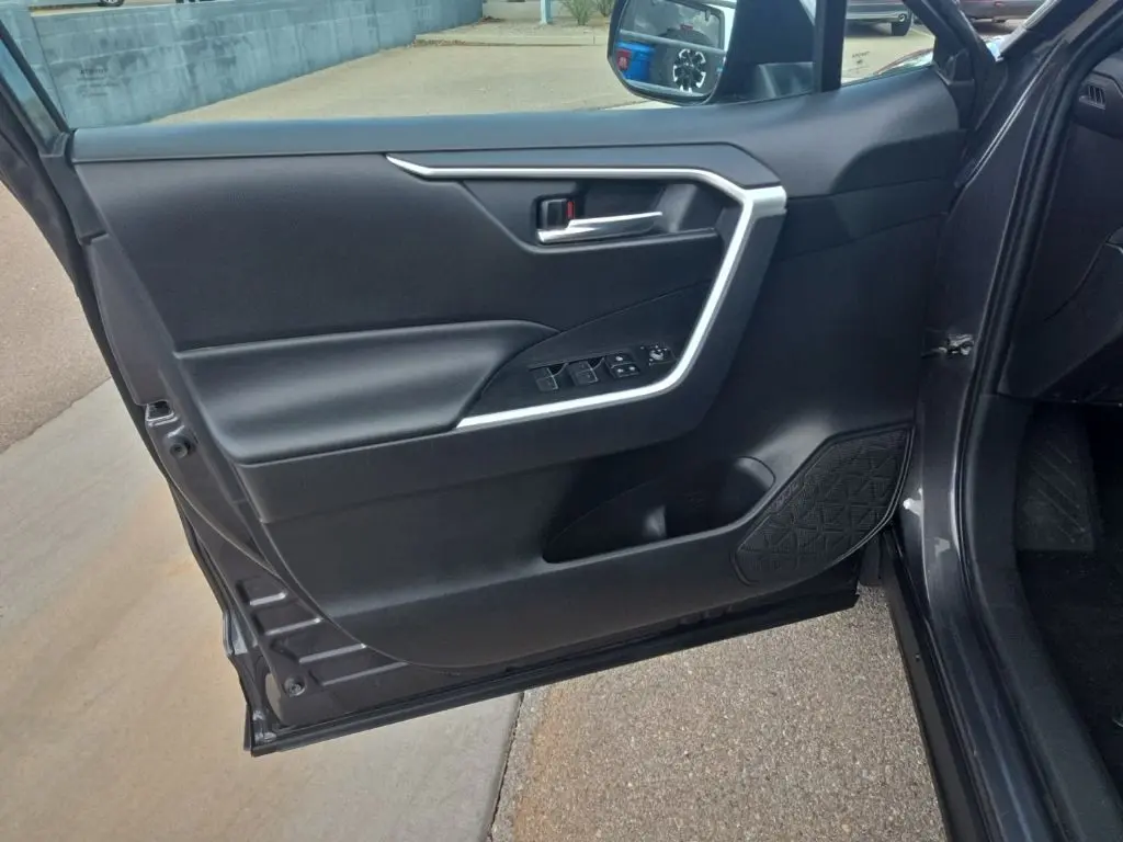 2025 Toyota RAV4 - $31,491