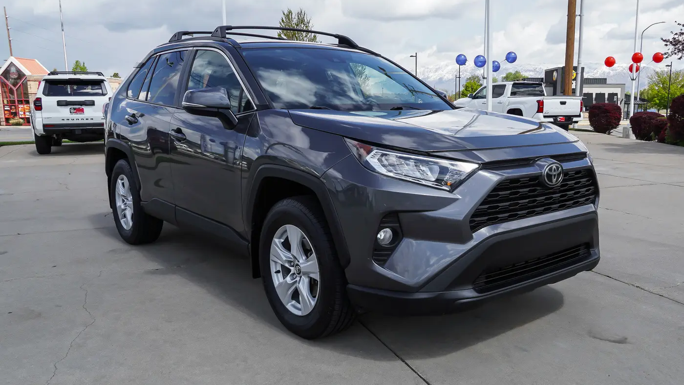 2021 Toyota RAV4 XLE