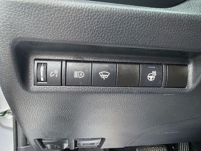 2021 Toyota RAV4 - $29,999