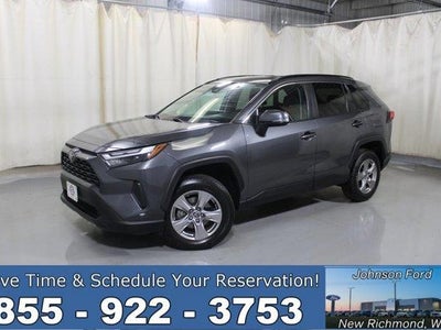 2022 Toyota RAV4 AWD XLE 4DR SUV