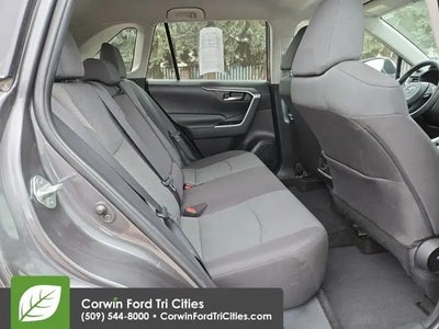 2023 Toyota RAV4 AWD XLE 4DR SUV