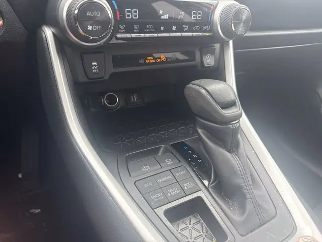 2025 Toyota RAV4 - $31,200