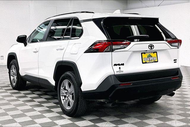 2025 Toyota RAV4 XLE — photo 1 of 12
