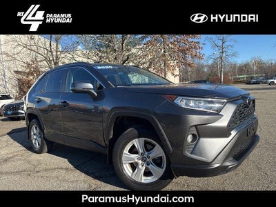 2020 Toyota RAV4 AWD XLE 4DR SUV