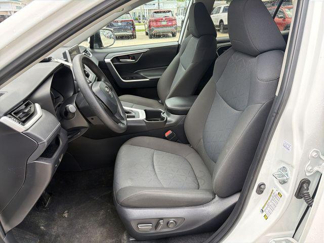 2025 Toyota RAV4 - $31,044