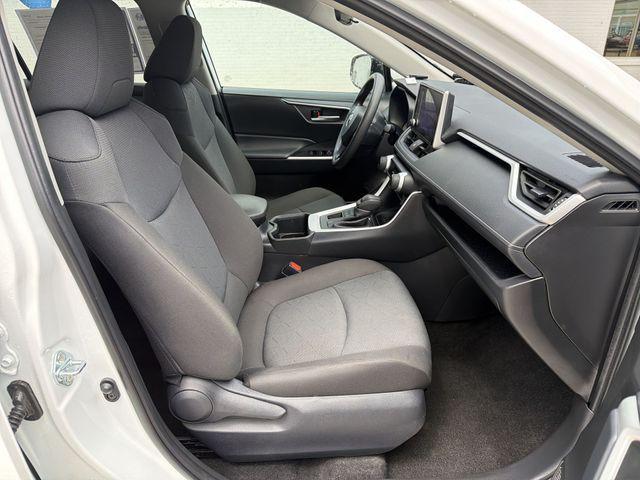 2025 Toyota RAV4 - $31,044
