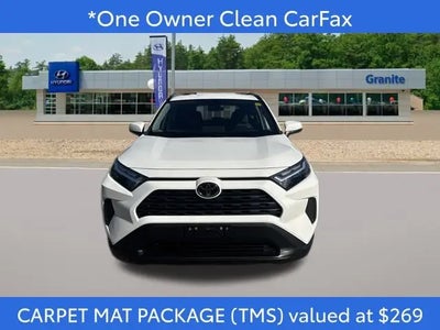 2022 Toyota RAV4 AWD XLE 4DR SUV