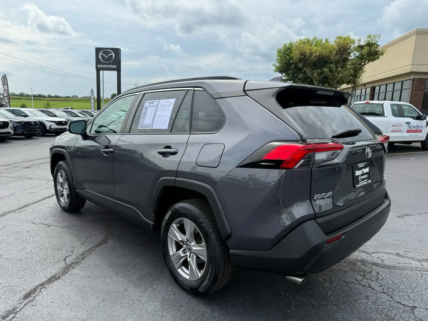 2022 Toyota RAV4 - $24,921
