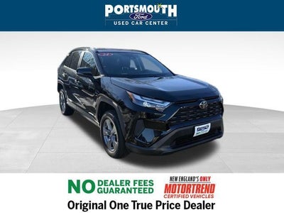 2024 Toyota RAV4 AWD XLE 4DR SUV