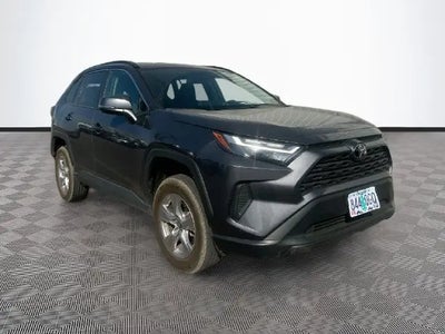 2025 Toyota RAV4 AWD XLE 4DR SUV