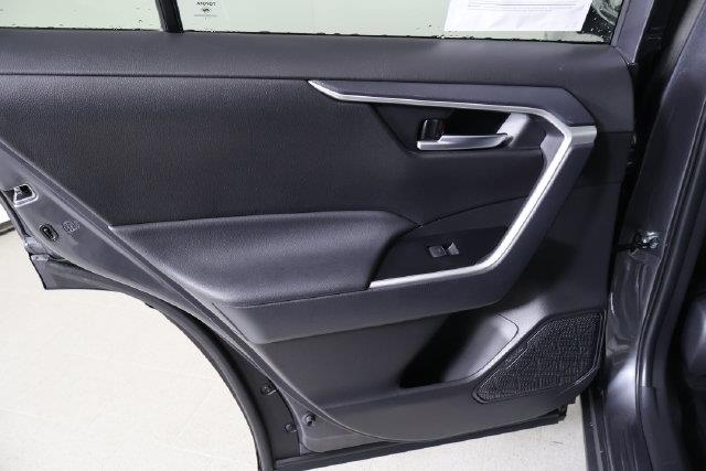 2025 Toyota RAV4 - $31,400