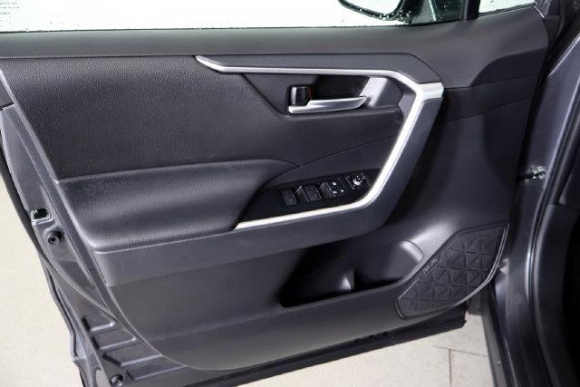 2025 Toyota RAV4 - $31,400