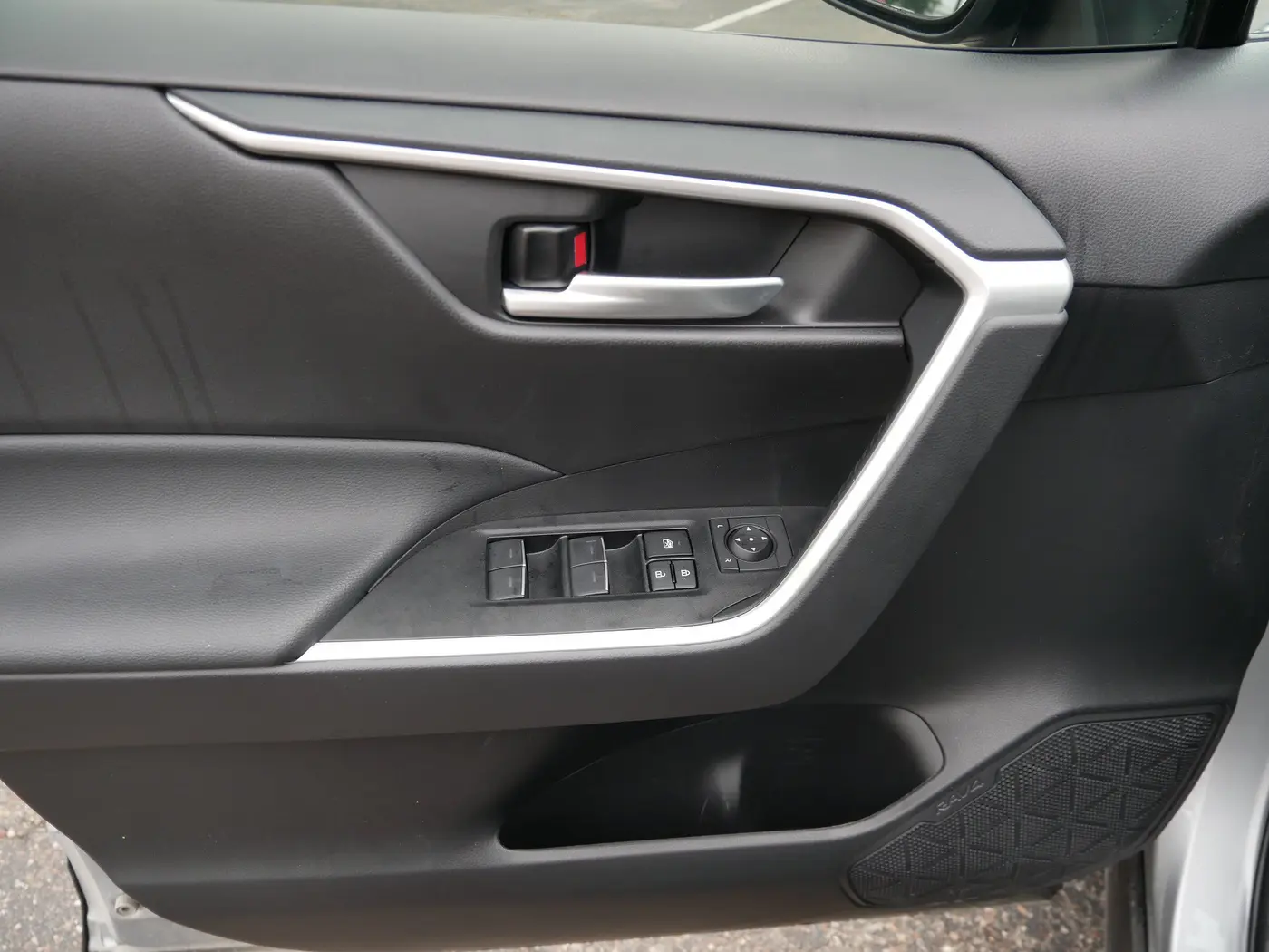 2025 Toyota RAV4 - $39,499