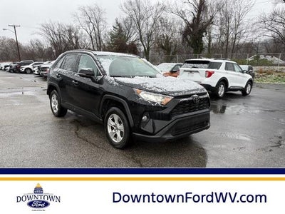 2019 Toyota RAV4 AWD XLE 4DR SUV